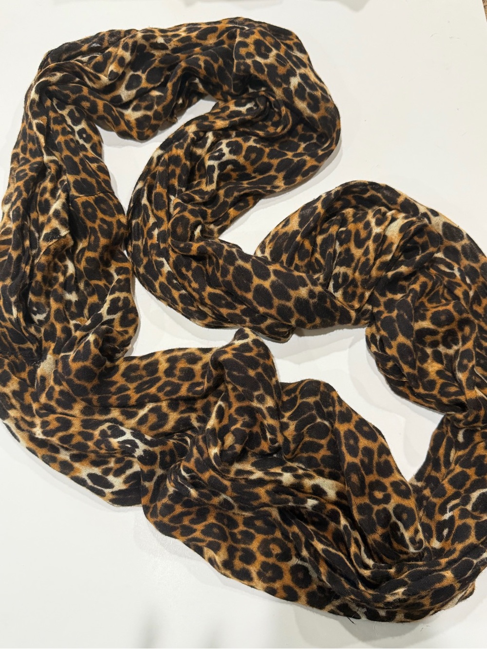 Source Unknown Leopard Print Scarf in Brown and Black